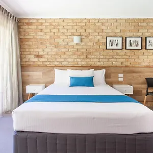 Sunshine Coast Motor *** Woombye